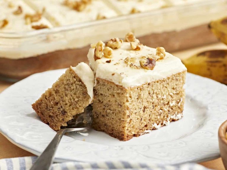 Delicious and Affordable Easy Cake and Banana Bread Recipes
