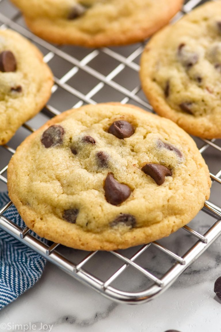 Easy Chocolate Chip Cookies