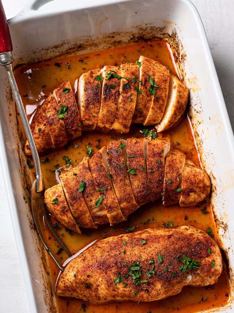 Simple Dinner Ideas: Easy Baked Chicken Recipes for the Whole Family
